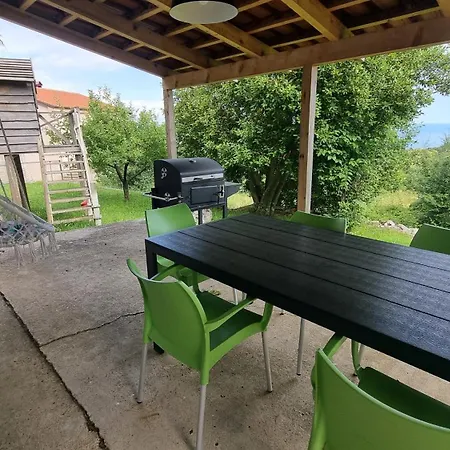 شقة Ruscus, Veprinac, أوباتيا